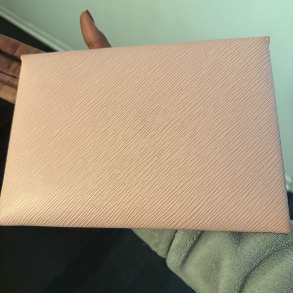 Louis Vuitton Light Pink Envelope Clutch - Picture 7 of 7